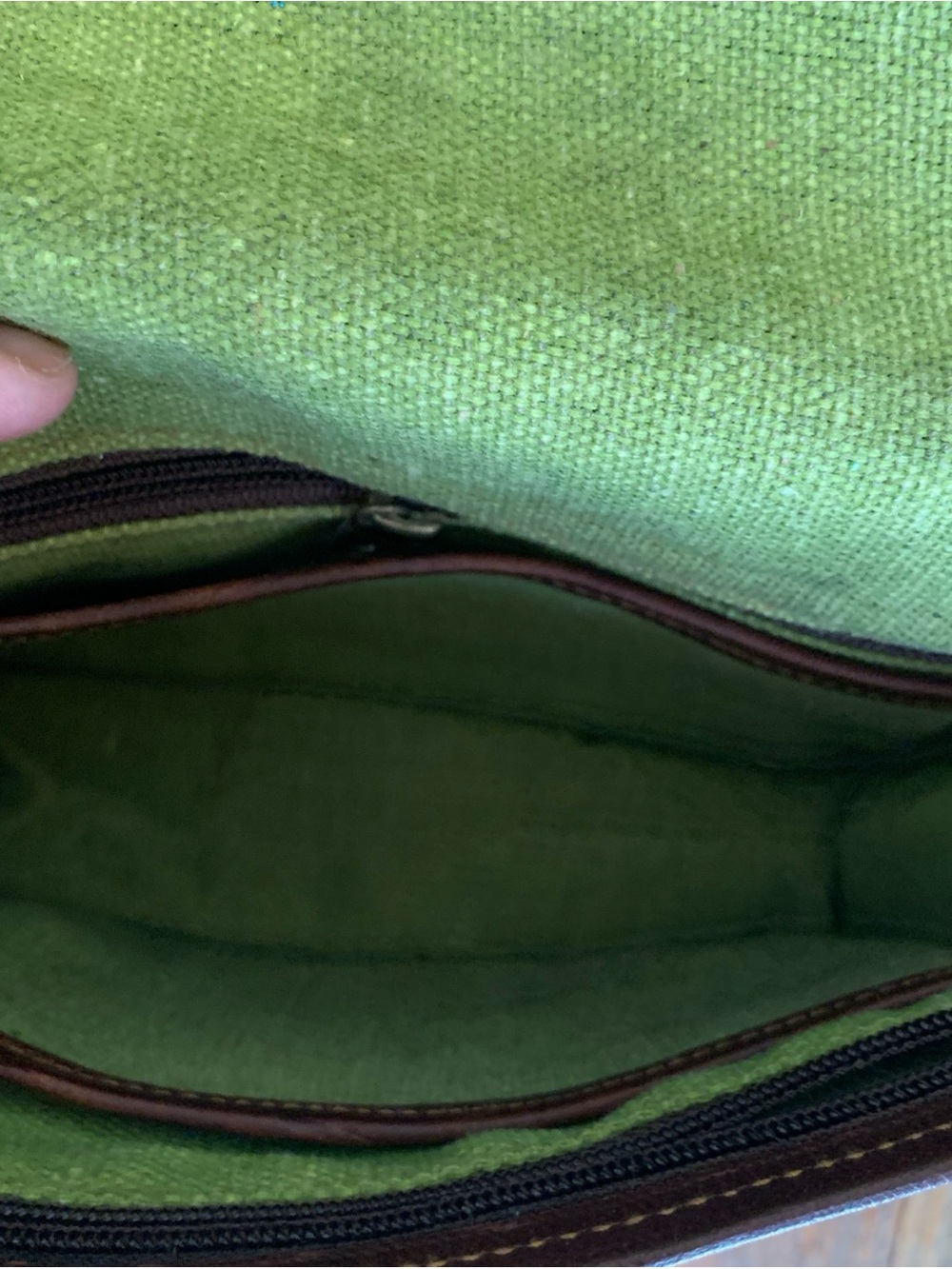Vtg Waxed Leather Messenger Bag Crossbody Green Canvas Interior Brass Hardware - Picture 13 of 13